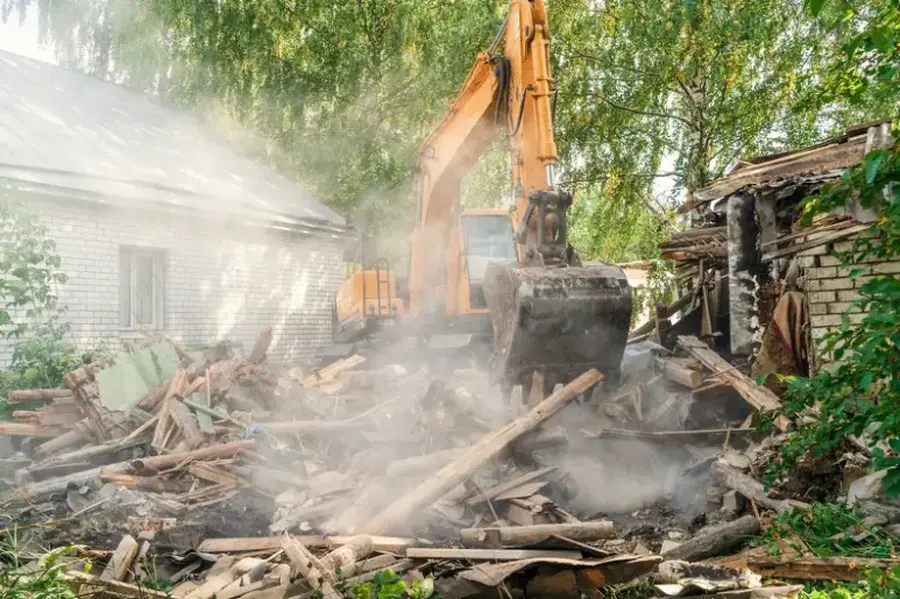 The Role Of Demolition Services In Property Renovations Brooklyn, NY